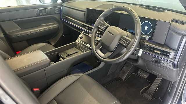 Hyundai SANTA FE 1.6 T-GDi 13.8kWh Calligraphy SUV 5dr Petrol Plug-in Hybrid Auto 4WD Euro 6 (s/s Abyss Black