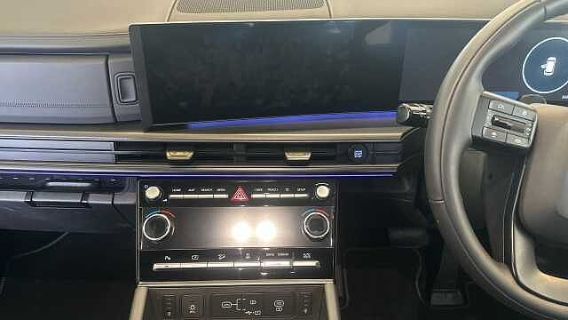 Hyundai SANTA FE 1.6 T-GDi 13.8kWh Calligraphy SUV 5dr Petrol Plug-in Hybrid Auto 4WD Euro 6 (s/s Abyss Black