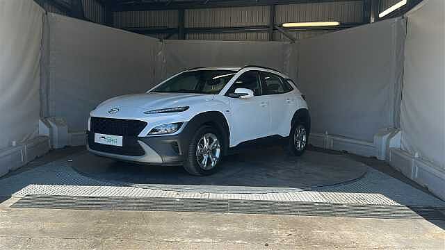 Hyundai KONA 1.0 T-GDi MHEV SE Connect SUV 5dr Petrol Hybrid Manual Euro 6 (s/s) (120 ps) Atlas White