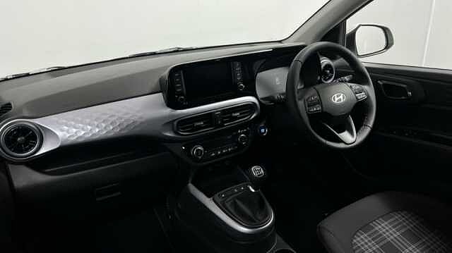 Hyundai I10 1.0 Advance Hatchback 5dr Petrol Manual Euro 6 (s/s) (63 ps) ATLAS WHITE