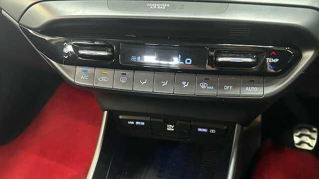Hyundai BAYON 1.0 T-GDi MHEV Premium SUV 5dr Petrol Hybrid Manual Euro 6 (s/s) (100 ps)