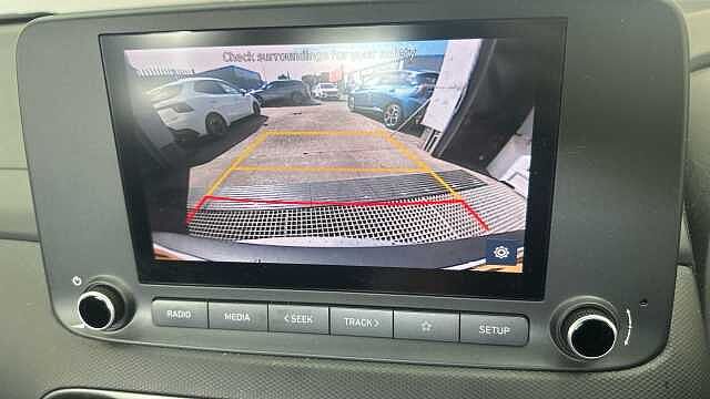 Hyundai KONA 1.0 T-GDi MHEV SE Connect SUV 5dr Petrol Hybrid Manual Euro 6 (s/s) (120 ps) Atlas White