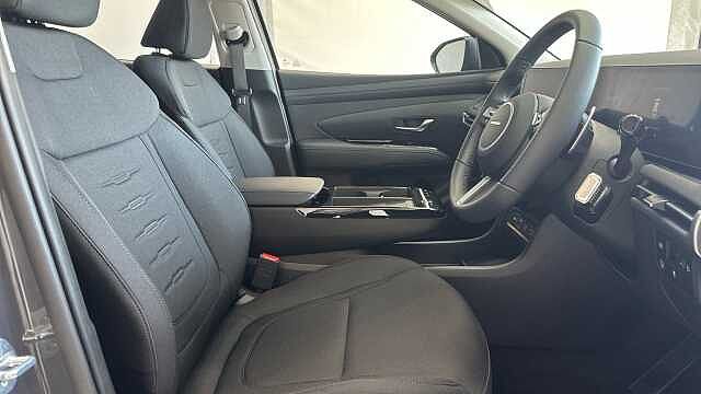 Hyundai TUCSON 1.6T Hybrid Element SUV 5dr Petrol Hybrid Auto Euro 6 (s/s) (239 ps)