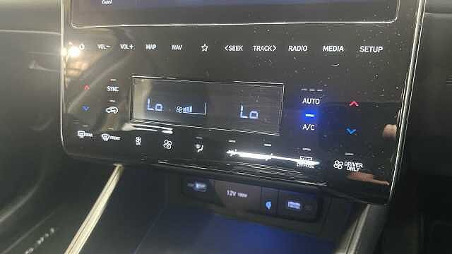 Hyundai TUCSON 1.6 h T-GDi Premium SUV 5dr Petrol Hybrid Auto Euro 6 (s/s) (230 ps)