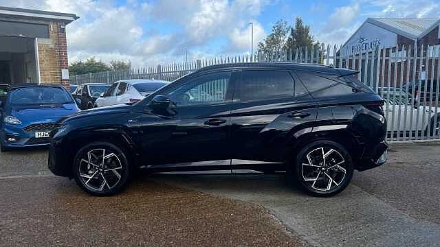 Hyundai TUCSON 1.6 T-GDi MHEV N Line S SUV 5dr Petrol Hybrid DCT Euro 6 (s/s) (160 ps) Black