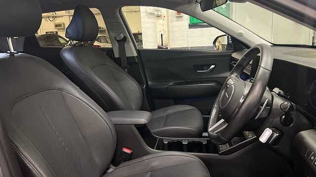Hyundai KONA 1.6 h-GDi Ultimate SUV 5dr Petrol Hybrid DCT Euro 6 (s/s) (141 ps)