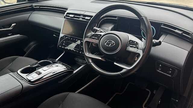 Hyundai TUCSON 1.6 h T-GDi SE Connect SUV 5dr Petrol Hybrid Auto Euro 6 (s/s) (230 ps) Dark Knight