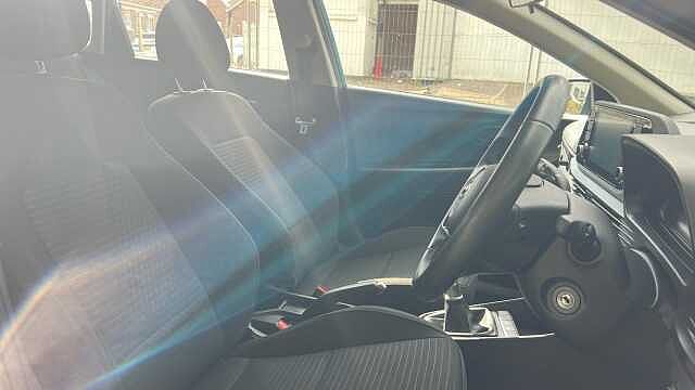 Hyundai I20 1.0 T-GDi MHEV SE Connect Hatchback 5dr Petrol Hybrid Manual Euro 6 (s/s) (100 p Aqua Turquoise