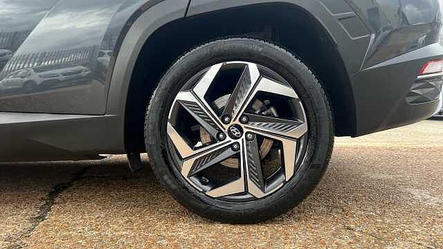 Hyundai TUCSON 1.6 h T-GDi Ultimate SUV 5dr Petrol Hybrid Auto Euro 6 (s/s) (230 ps) Dark Knight