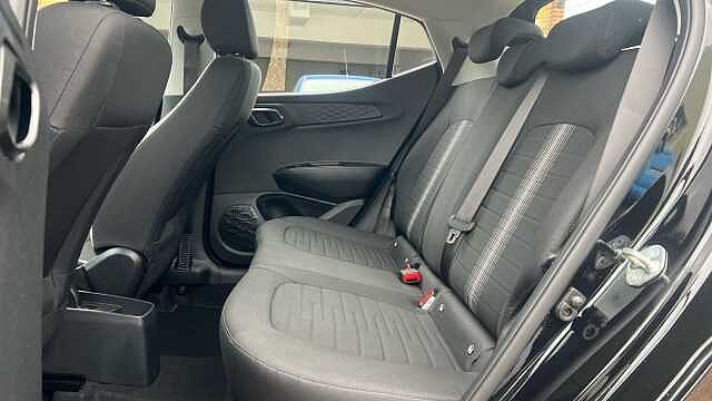 Hyundai I10 1.2 Advance Hatchback 5dr Petrol Manual Euro 6 (s/s) (79 ps) Phantom Black