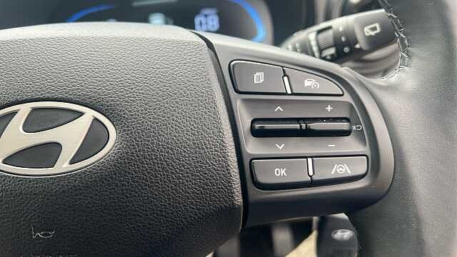 Hyundai I10 1.2 Advance Hatchback 5dr Petrol Manual Euro 6 (s/s) (79 ps) Phantom Black