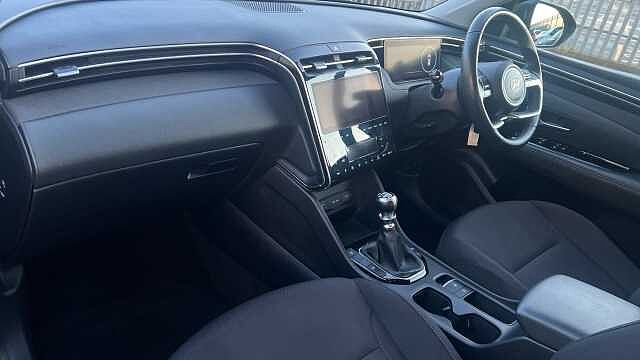 Hyundai TUCSON 1.6 T-GDi SE Connect SUV 5dr Petrol Manual Euro 6 (s/s) (150 ps) Phantom Black