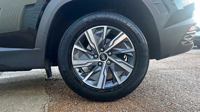 Hyundai TUCSON 1.6 T-GDi SE Connect SUV 5dr Petrol Manual Euro 6 (s/s) (150 ps) Phantom Black