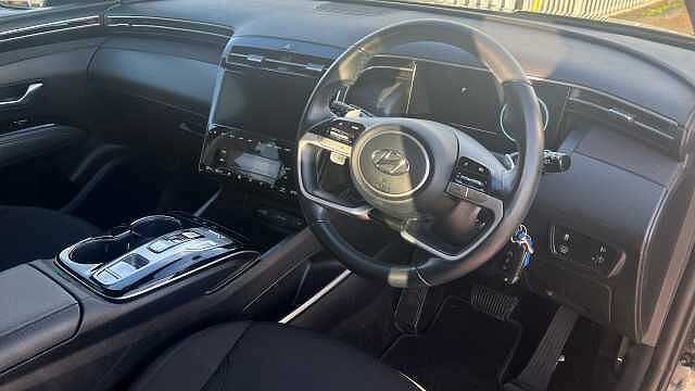 Hyundai TUCSON 1.6 h T-GDi SE Connect SUV 5dr Petrol Hybrid Auto Euro 6 (s/s) (230 ps) Dark Knight