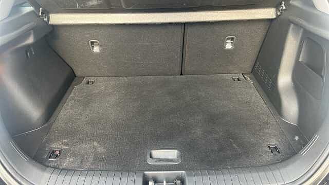 Hyundai KONA 1.0 T-GDi MHEV SE Connect SUV 5dr Petrol Hybrid Manual Euro 6 (s/s) (120 ps) Atlas White