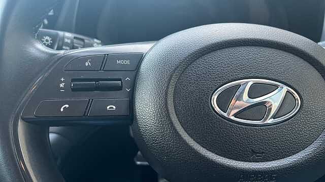 Hyundai BAYON 1.0 T-GDi MHEV SE Connect SUV 5dr Petrol Hybrid DCT Euro 6 (s/s) (100 ps) Blue