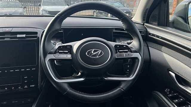 Hyundai TUCSON 1.6 h T-GDi 13.8kWh Ultimate SUV 5dr Petrol Plug-in Hybrid Auto 4WD Euro 6 (s/s) Shimmering Slvr