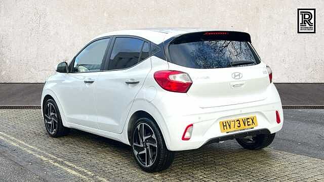 Hyundai i10 1.0 Premium Hatchback 5dr Petrol Manual Euro 6 (s/s) (67 ps)