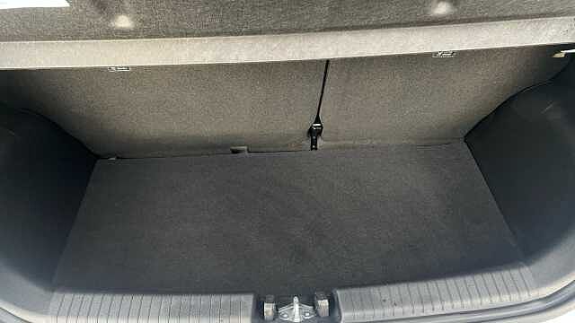 Hyundai i10 1.0 Premium Hatchback 5dr Petrol Manual Euro 6 (s/s) (67 ps)