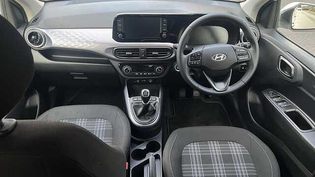 Hyundai i10 1.0 Premium Hatchback 5dr Petrol Manual Euro 6 (s/s) (67 ps)