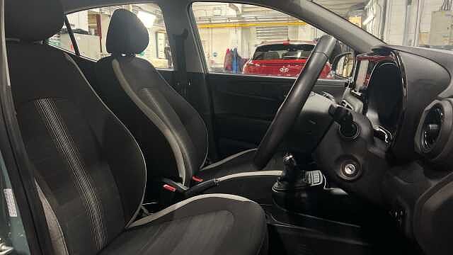 Hyundai i10 1.0 Advance Hatchback 5dr Petrol Manual Euro 6 (s/s) (67 ps)