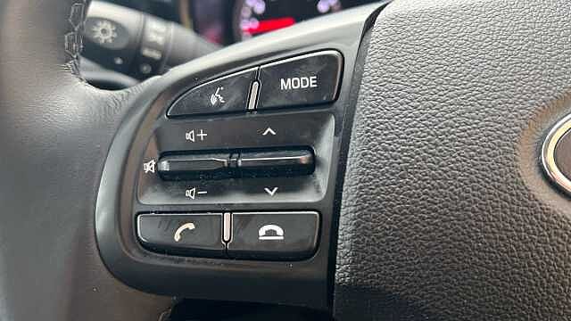 Hyundai i10 1.0 SE Connect Hatchback 5dr Petrol Manual Euro 6 (s/s) (67 ps)