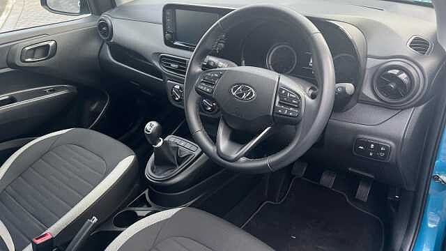Hyundai I10 1.2 SE Connect Hatchback 5dr Petrol Manual Euro 6 (s/s) (84 ps) Blue