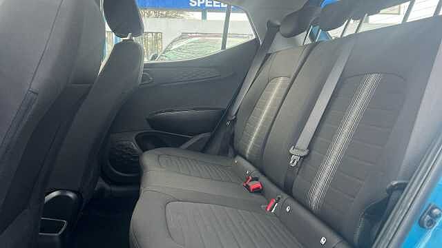 Hyundai I10 1.2 SE Connect Hatchback 5dr Petrol Manual Euro 6 (s/s) (84 ps) Blue