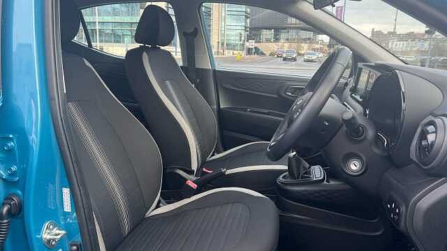 Hyundai I10 1.2 SE Connect Hatchback 5dr Petrol Manual Euro 6 (s/s) (84 ps) Blue