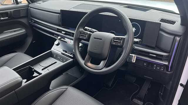 Hyundai SANTA FE 1.6 T-GDi 13.8kWh Calligraphy SUV 5dr Petrol Plug-in Hybrid Auto 4WD Euro 6 (s/s Creamy White Matte