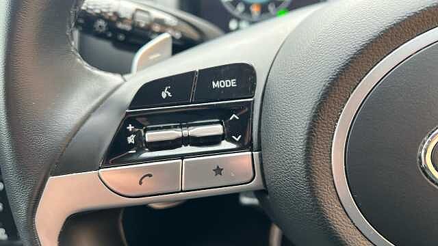 Hyundai TUCSON 1.6 h T-GDi SE Connect SUV 5dr Petrol Hybrid Auto Euro 6 (s/s) (230 ps) Atlas White