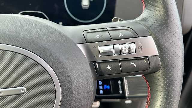 Hyundai KONA 1.6 h-GDi N Line SUV 5dr Petrol Hybrid DCT Euro 6 (s/s) (141 ps) Black