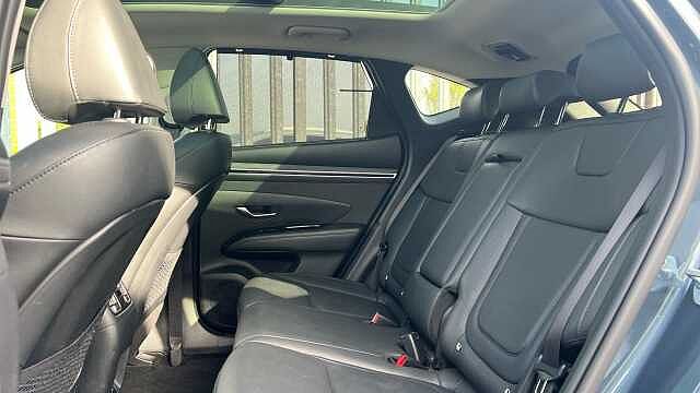 Hyundai TUCSON 1.6 h T-GDi 13.8kWh Ultimate SUV 5dr Petrol Plug-in Hybrid Auto 4WD Euro 6 (s/s)