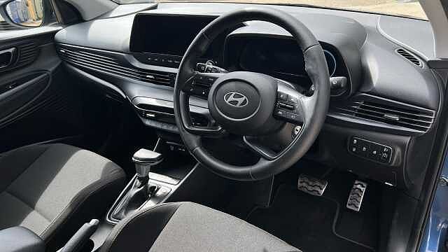 Hyundai BAYON 1.0 T-GDi Premium SUV 5dr Petrol DCT Euro 6 (s/s) (100 ps)