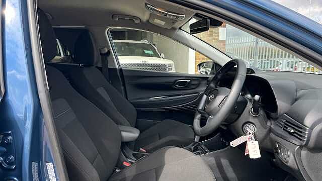 Hyundai BAYON 1.0 T-GDi Premium SUV 5dr Petrol DCT Euro 6 (s/s) (100 ps)