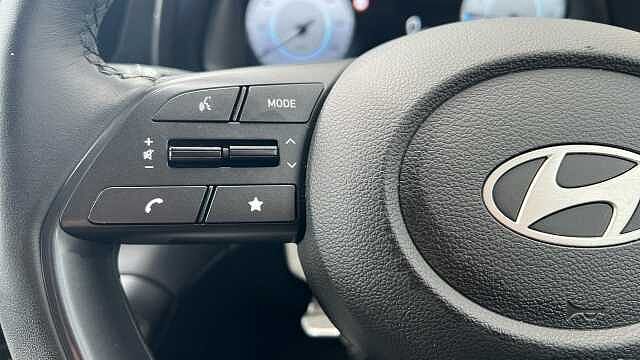 Hyundai BAYON 1.0 T-GDi Premium SUV 5dr Petrol DCT Euro 6 (s/s) (100 ps)