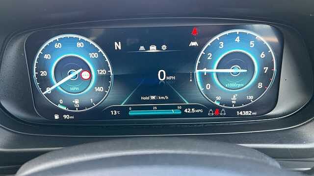 Hyundai BAYON 1.0 T-GDi MHEV SE Connect SUV 5dr Petrol Hybrid Manual Euro 6 (s/s) (100 ps) Mangrove Green