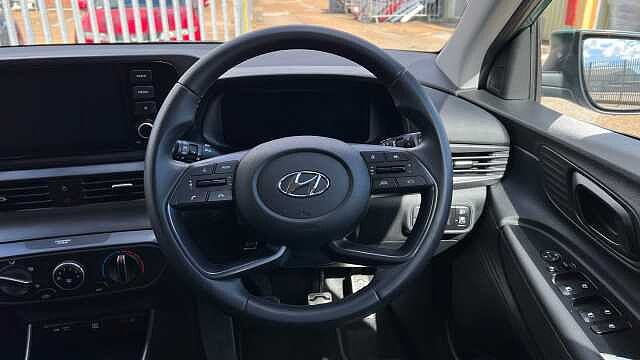 Hyundai BAYON 1.0 T-GDi MHEV SE Connect SUV 5dr Petrol Hybrid Manual Euro 6 (s/s) (100 ps) Mangrove Green