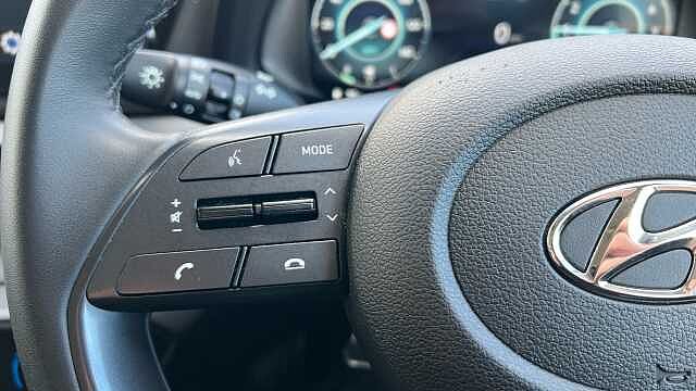 Hyundai BAYON 1.0 T-GDi MHEV SE Connect SUV 5dr Petrol Hybrid Manual Euro 6 (s/s) (100 ps) Mangrove Green