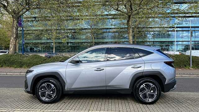 Hyundai TUCSON 1.6 T-GDi Advance SUV 5dr Petrol Hybrid Auto Euro 6 (s/s) (215 ps) Shimmering Slvr