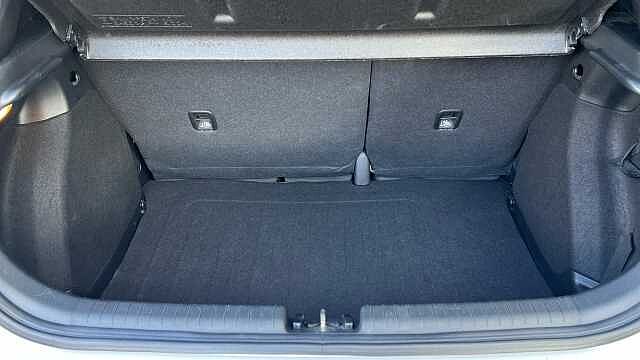 Hyundai i20 1.2 Play Hatchback 5dr Petrol Manual Euro 6 (s/s) (84 ps)