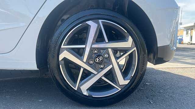 Hyundai i20 1.0 T-GDi Premium Hatchback 5dr Petrol DCT Euro 6 (s/s) (100 ps)