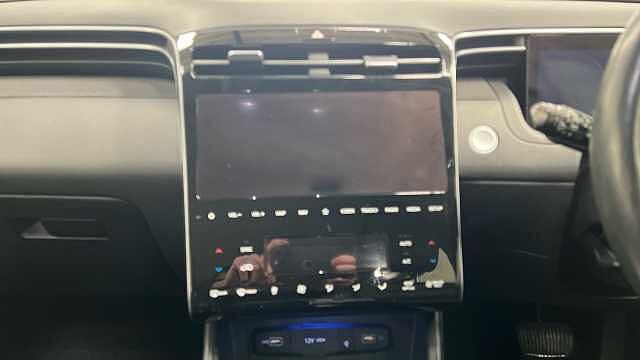 Hyundai TUCSON 1.6 h T-GDi 13.8kWh Ultimate SUV 5dr Petrol Plug-in Hybrid Auto 4WD Euro 6 (s/s)