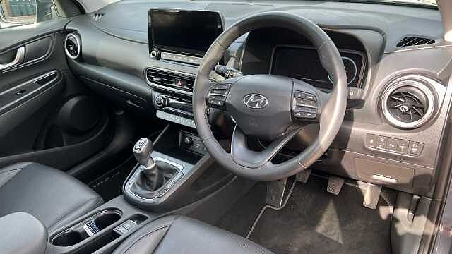 Hyundai KONA 1.0 T-GDi MHEV Ultimate SUV 5dr Petrol Hybrid Manual Euro 6 (s/s) (120 ps) Dark Knight