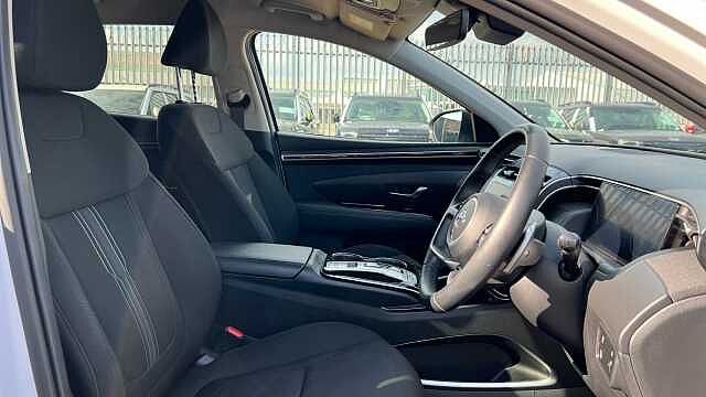 Hyundai TUCSON 1.6 h T-GDi Premium SUV 5dr Petrol Hybrid Auto Euro 6 (s/s) (230 ps)