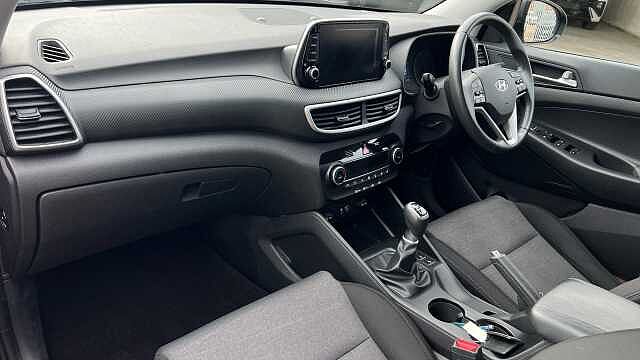 Hyundai TUCSON 1.6 GDi SE Nav SUV 5dr Petrol Manual Euro 6 (s/s) (132 ps) Grey