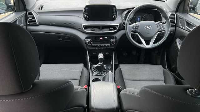 Hyundai TUCSON 1.6 GDi SE Nav SUV 5dr Petrol Manual Euro 6 (s/s) (132 ps) Grey