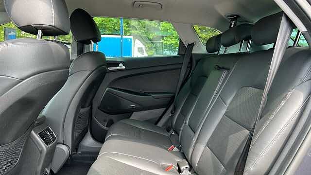 Hyundai TUCSON 1.6 GDi Premium SUV 5dr Petrol Manual Euro 6 (s/s) (132 ps)
