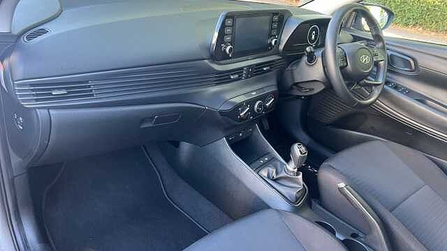 Hyundai I20 1.0 T-GDi MHEV SE Connect Hatchback 5dr Petrol Hybrid Manual Euro 6 (s/s) (100 p Brown