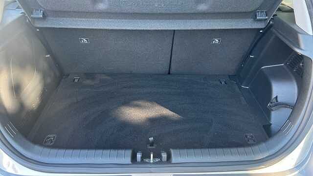 Hyundai I20 1.0 T-GDi MHEV SE Connect Hatchback 5dr Petrol Hybrid Manual Euro 6 (s/s) (100 p Brown
